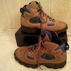 *SOLD* Vintage 90s Nike Air ACG OG Trail Hiking